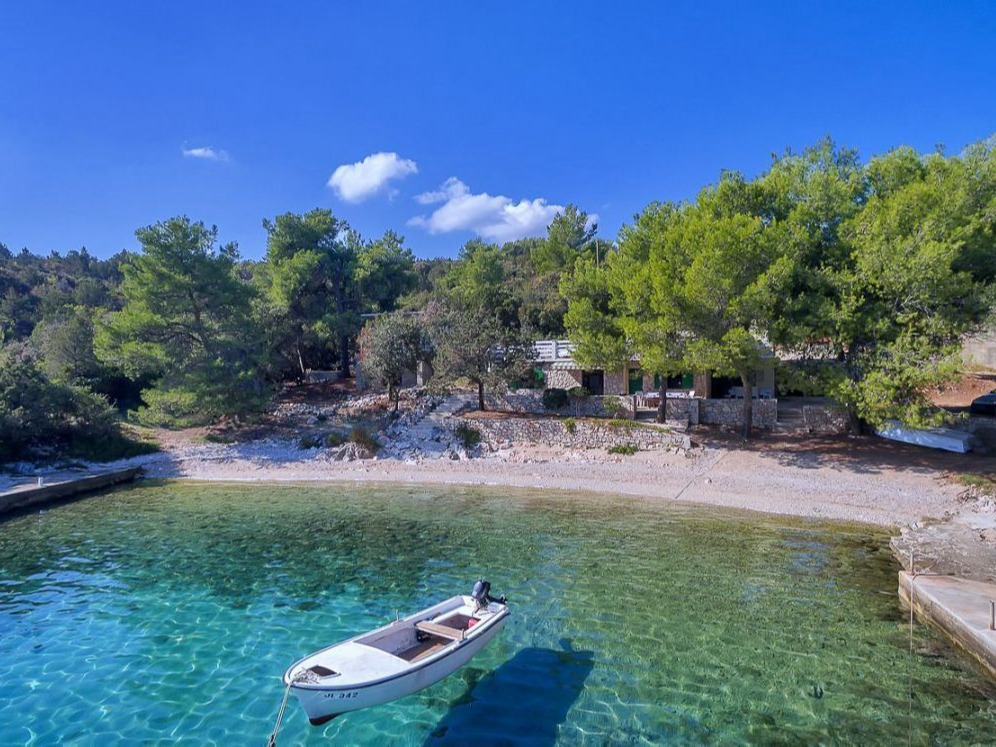 Little Blue Cave Hvar Excursions